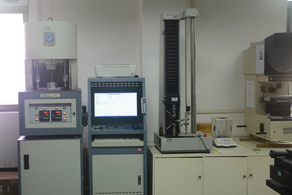 tensile testing machine